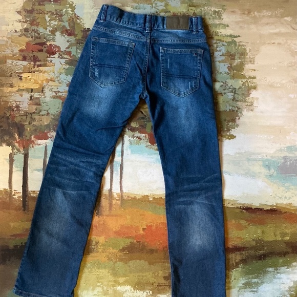 TOMMY HILFIGER - Boy’s Distressed Jeans - Picture 5 of 10